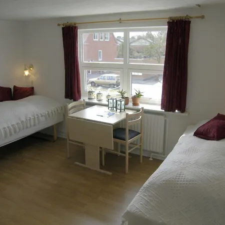 Nr. Nebel Hostel *